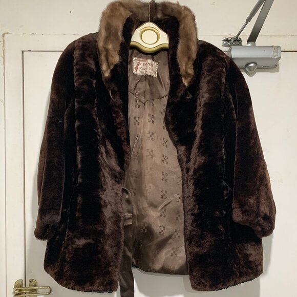 VINTAGE FURS BY SAVE - WAY FUR SALON LTD. WOOL MINK COLLAR COATS SIZE S - Picture 2 of 7